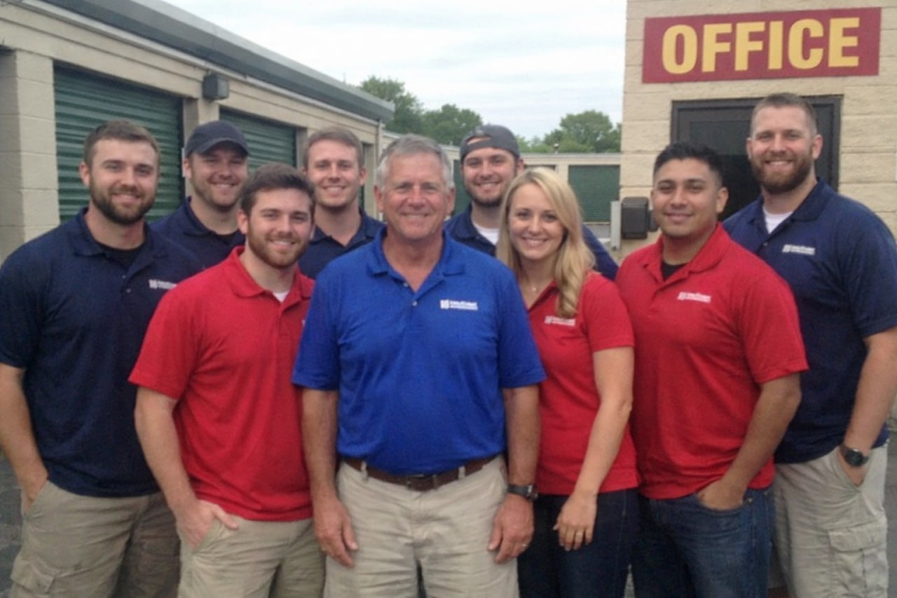 Water damage restoration professionals in Palm Beach Gardens, FL